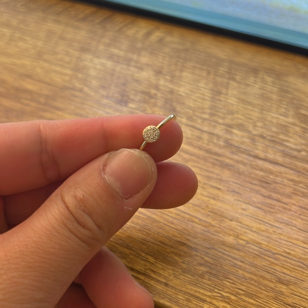 Mejuri pave round ring size 7